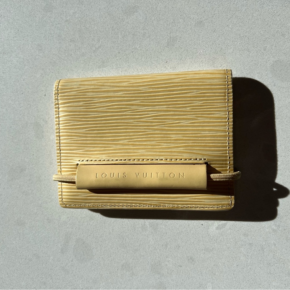 Louis Vuitton 💛⭐️ Vanilla Yellow Epi Porte Cartes de Transport Cardholder Wallet